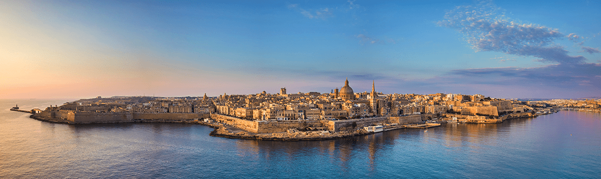 Ruhige Bucht auf Malta abseits der Touristenorte