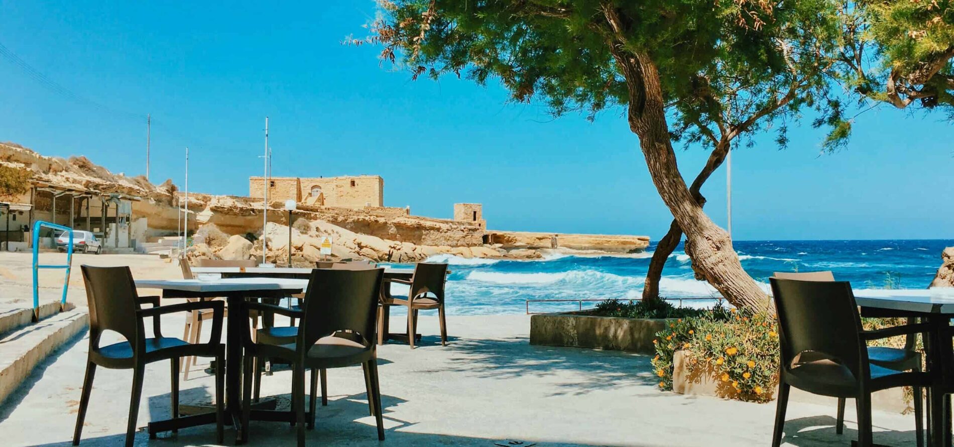 Sandstrand der Mellieha Bay im Norden Maltas